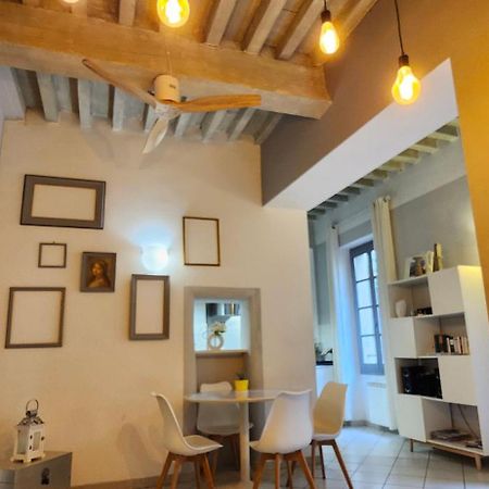 Le Barreme Lägenhet Arles Exteriör bild