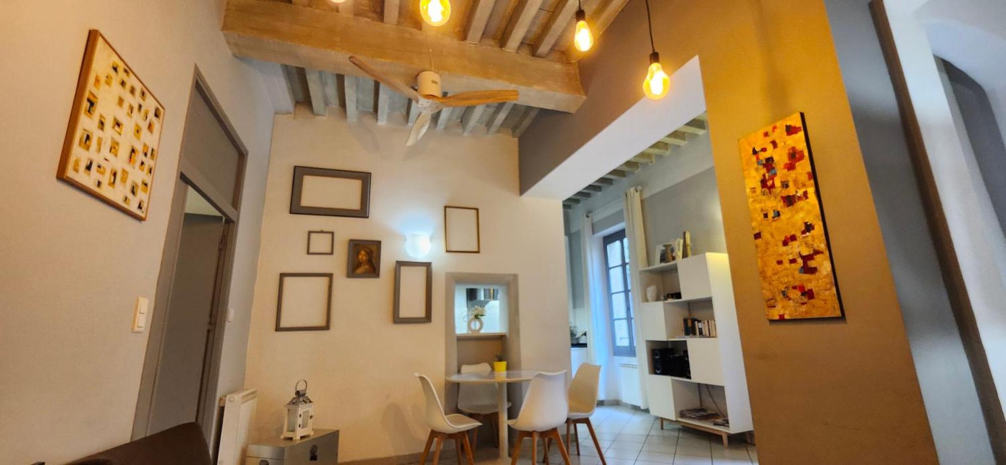 Le Barreme Lägenhet Arles Exteriör bild
