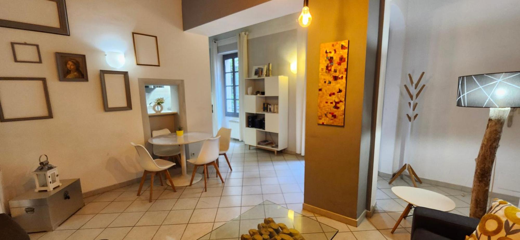 Le Barreme Lägenhet Arles Exteriör bild