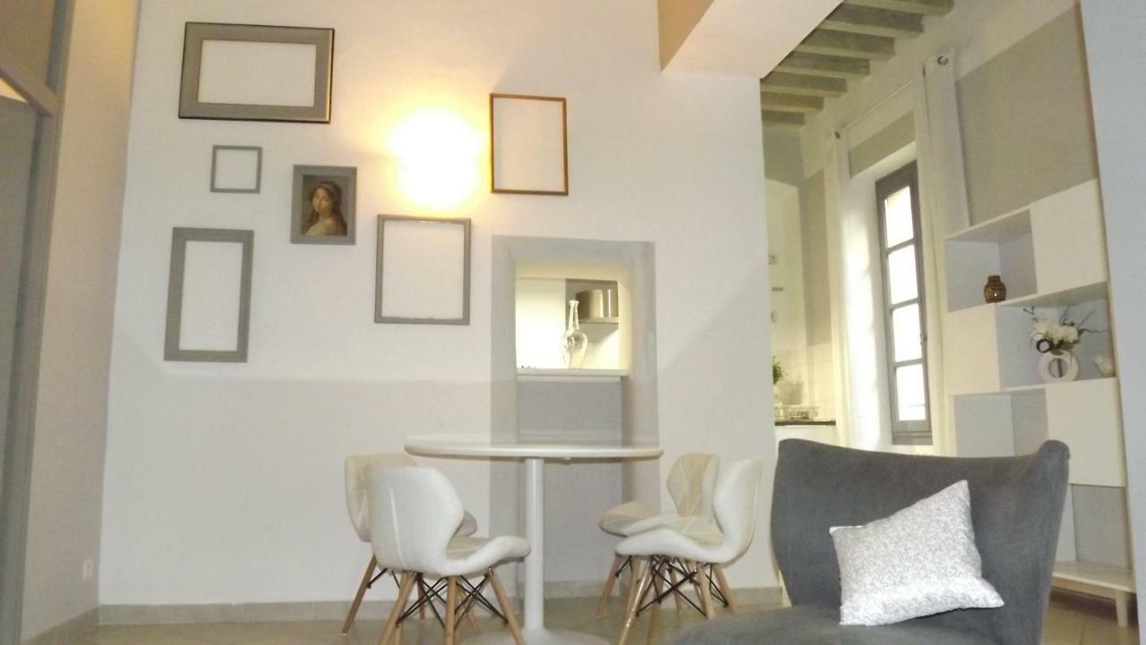 Le Barreme Lägenhet Arles Exteriör bild