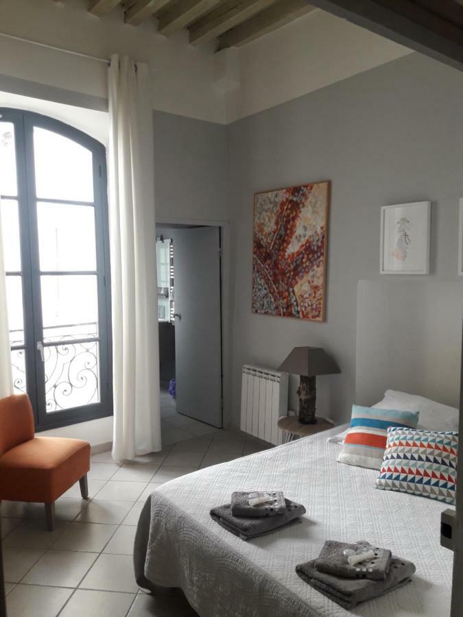 Le Barreme Lägenhet Arles Exteriör bild